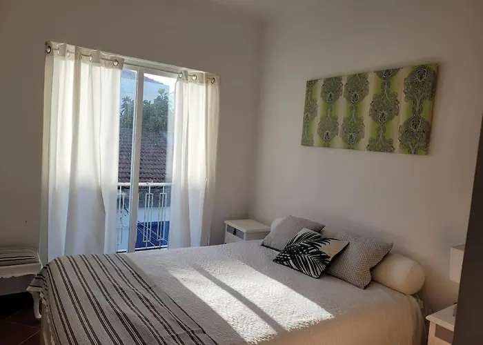 And Surf House * Costa da Caparica