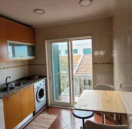 And Surf House Costa da Caparica